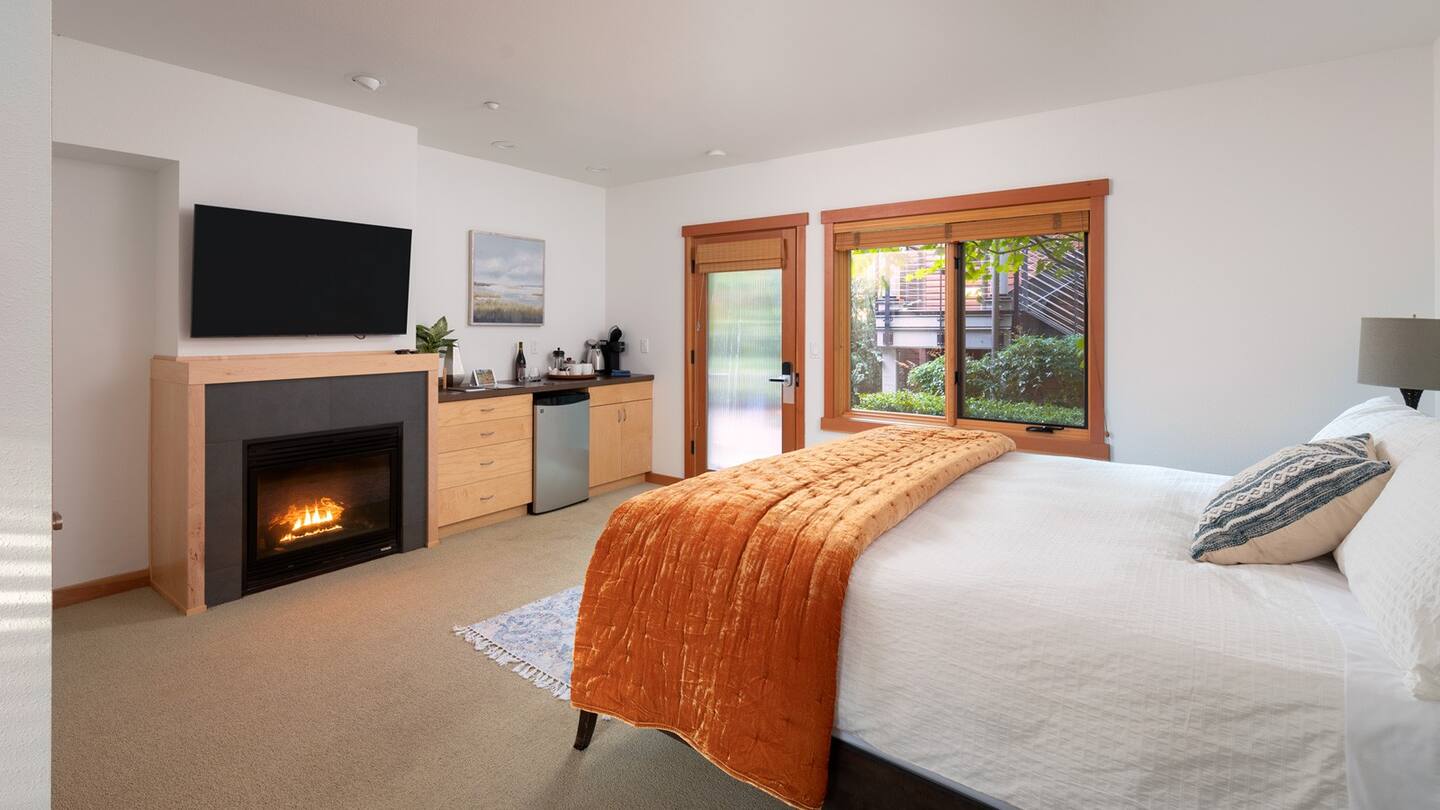 Studio Magnolia at Vineyard Lane